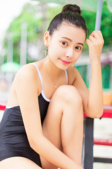 黑丝娇妻出轨